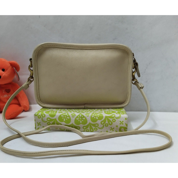 Coach Carnival Ivory Leather Zipper Crossbody Bag - Vintage #9925 Made in USA - Picture 1 of 15